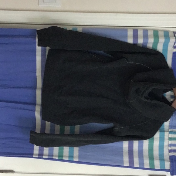 Aritzia TNA Baltic logo hoodie - Picture 3 of 4